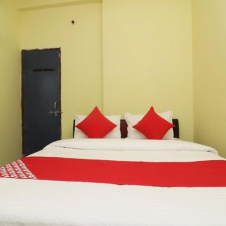 SPOT ON 27004 Hotel Om Sai Plaza Bhopal Exterior foto